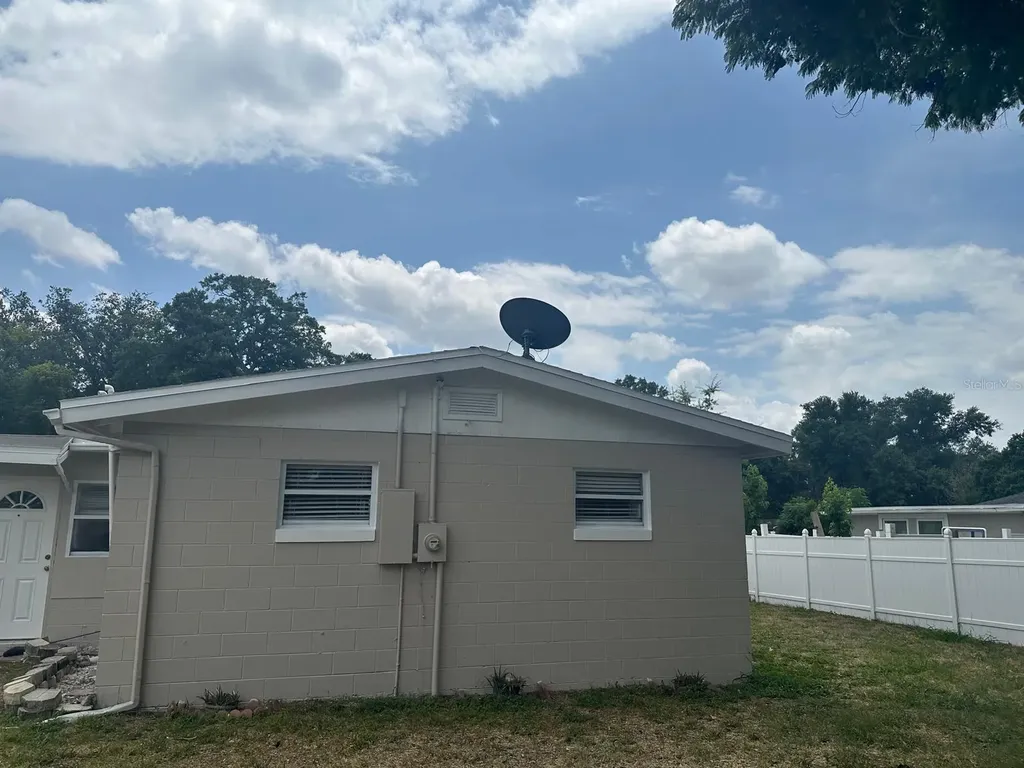 7207 Harwick Drive Orlando FL 32818