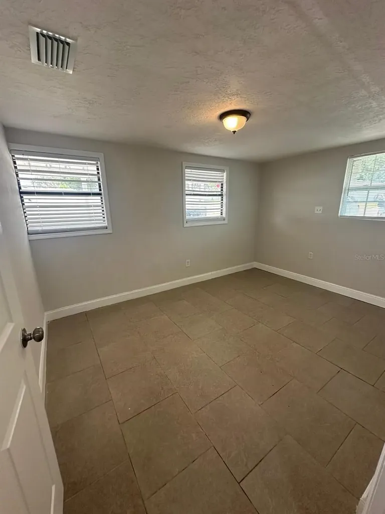 7207 Harwick Drive Orlando FL 32818