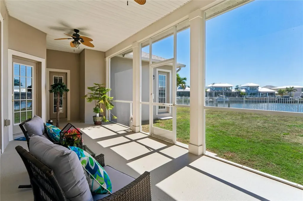 5714 Sea Trout Place Apollo Beach FL 33572