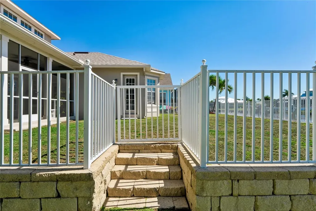 5714 Sea Trout Place Apollo Beach FL 33572