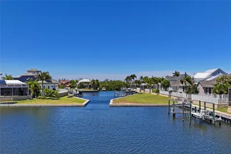 5714 Sea Trout Place Apollo Beach FL 33572