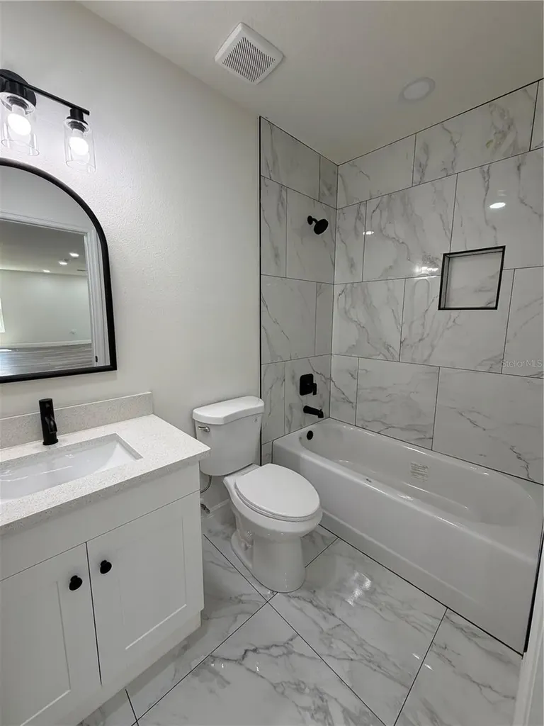 7152 Palm Avenue Leesburg FL 34788