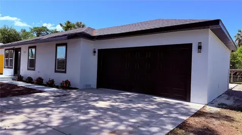 7152 Palm Avenue Leesburg FL 34788