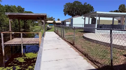 7152 Palm Avenue Leesburg FL 34788