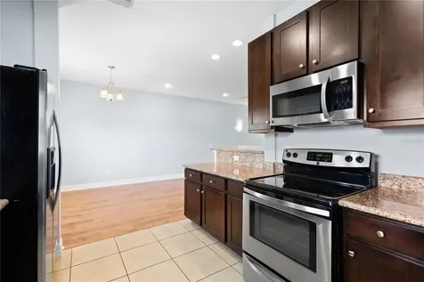3633 Bay Heights Way Tampa FL 33611