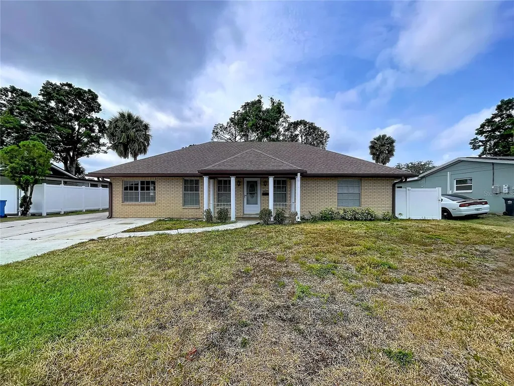 7706 W Elm Street Tampa FL 33615