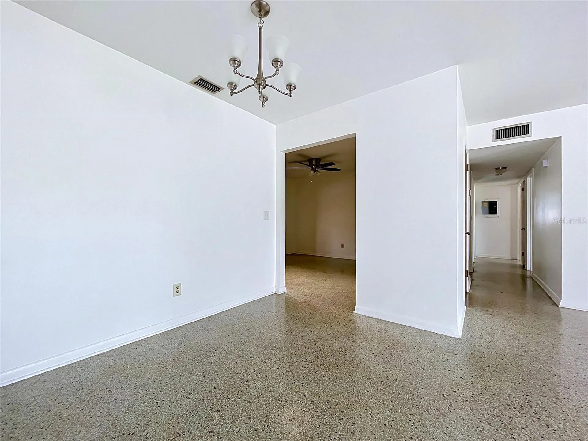 7706 W Elm Street Tampa FL 33615