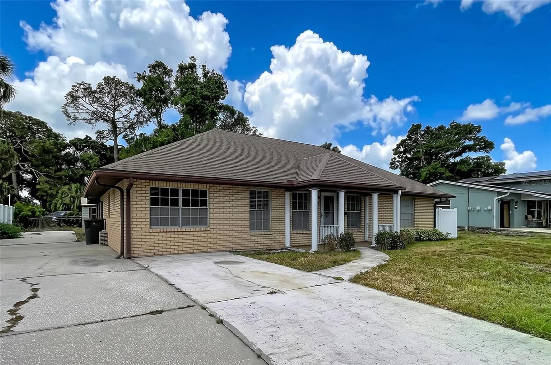 7706 W Elm Street Tampa FL 33615