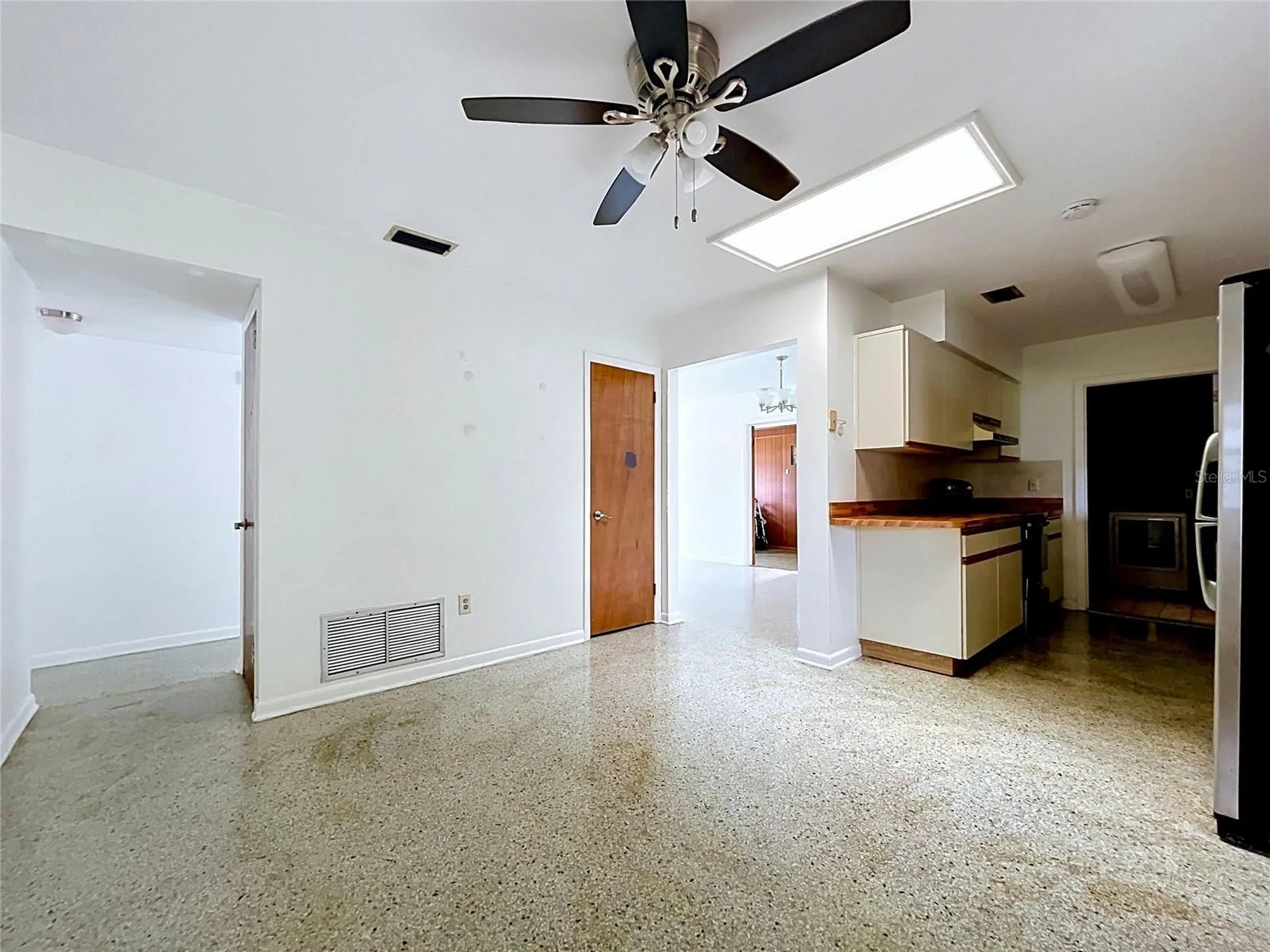 7706 W Elm Street Tampa FL 33615