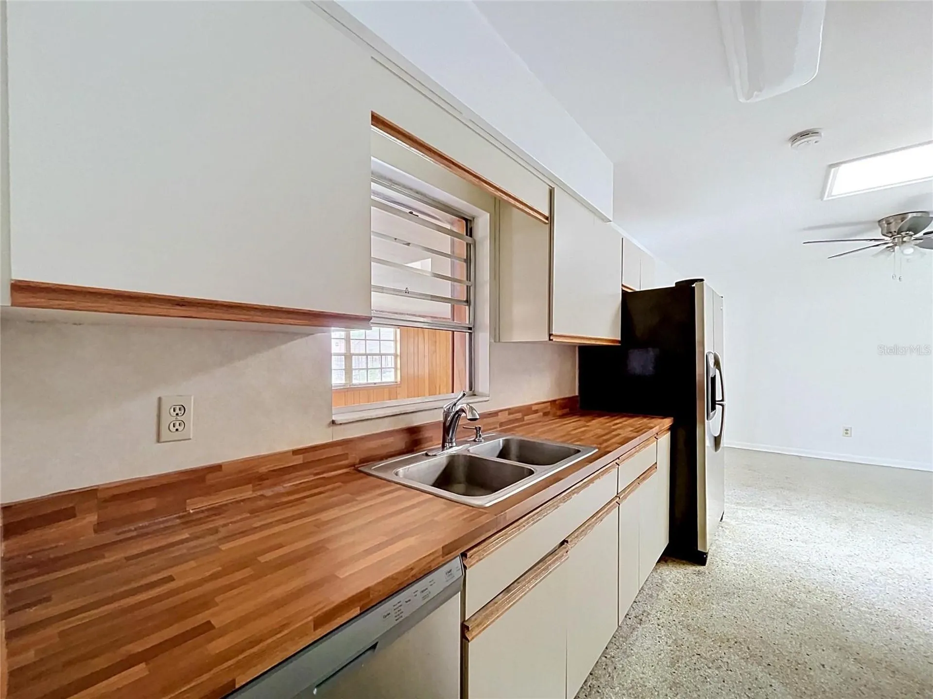 7706 W Elm Street Tampa FL 33615