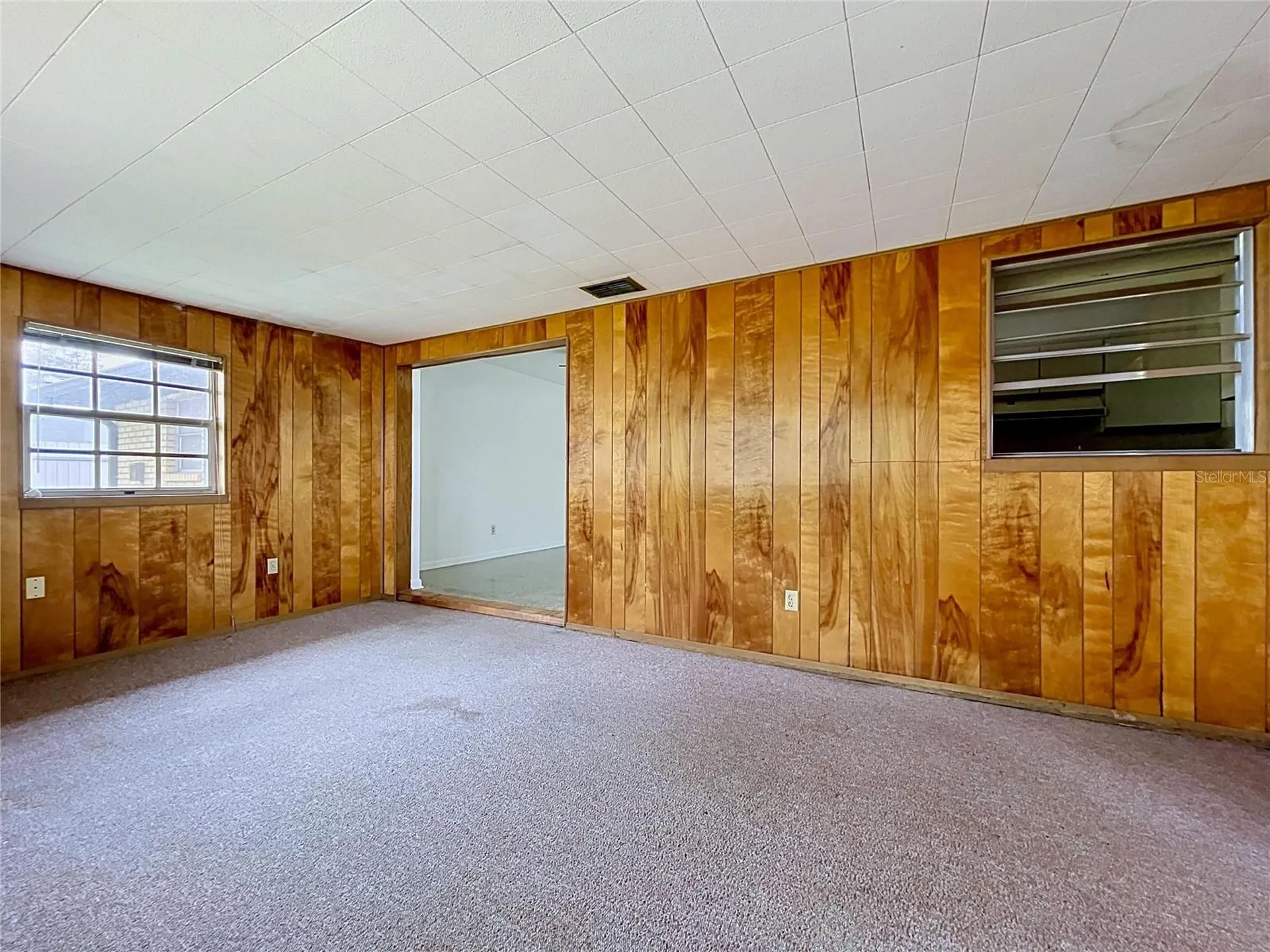 7706 W Elm Street Tampa FL 33615