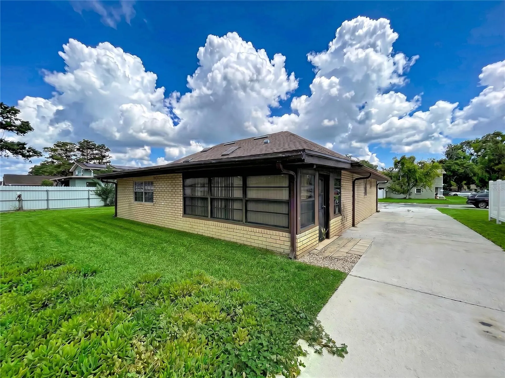7706 W Elm Street Tampa FL 33615