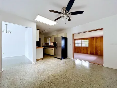 7706 W Elm Street Tampa FL 33615