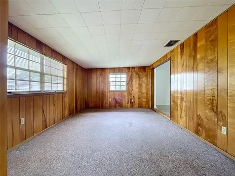 7706 W Elm Street Tampa FL 33615