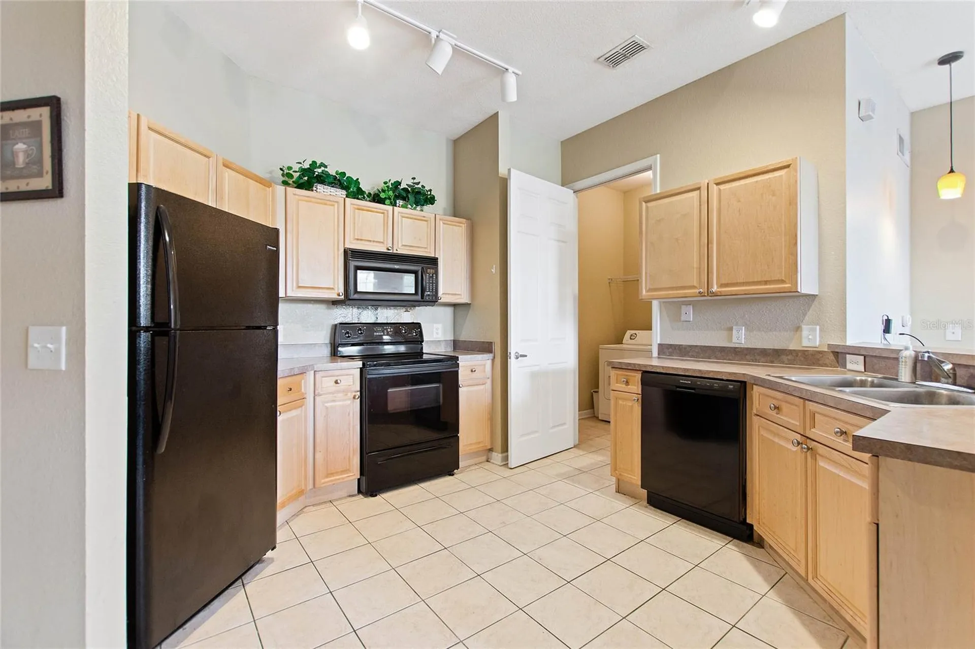 206 Terrace Ridge Circle Davenport FL 33896