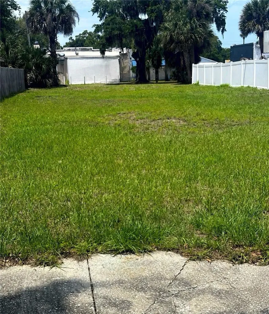 609 Downing Street New Smyrna Beach FL 32168