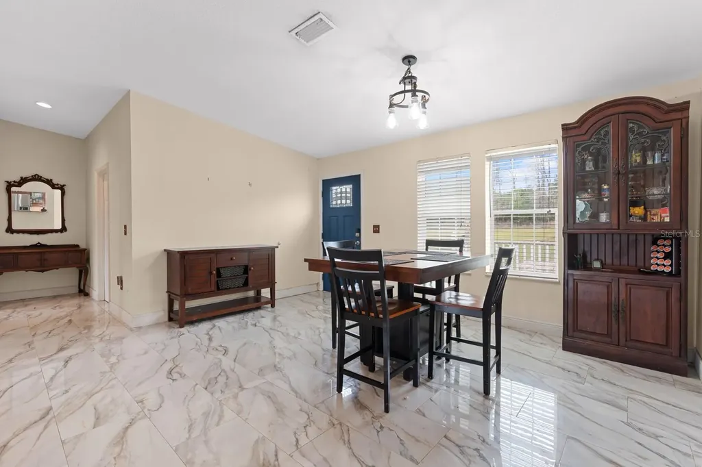 37520 Phelps Road Zephyrhills FL 33541