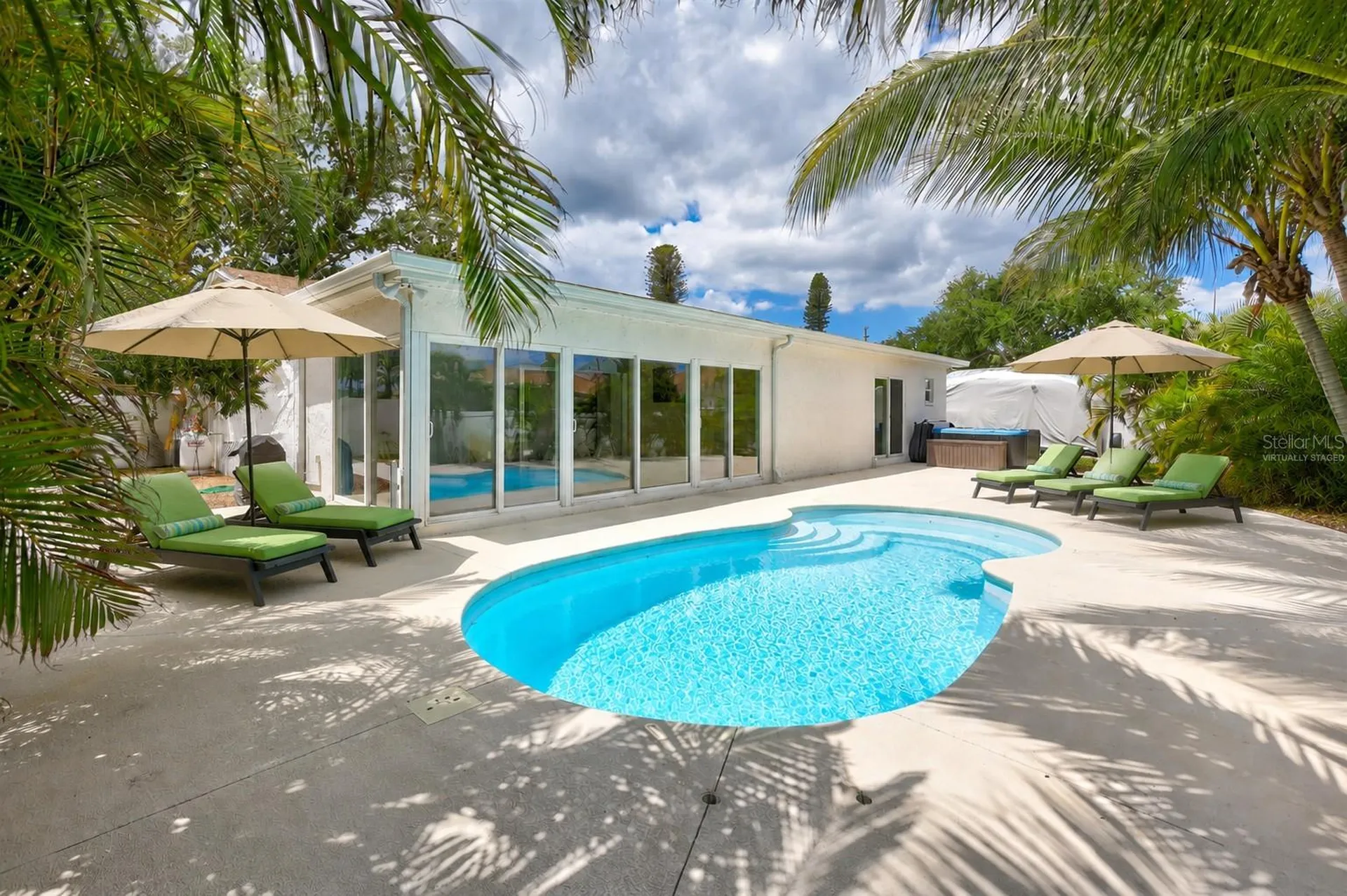4417 Trout Drive SE St Petersburg FL 33705