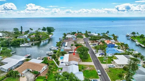 4417 Trout Drive SE St Petersburg FL 33705