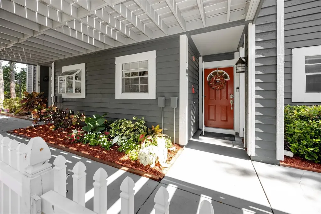 2101 Fox Chase Boulevard Palm Harbor FL 34683
