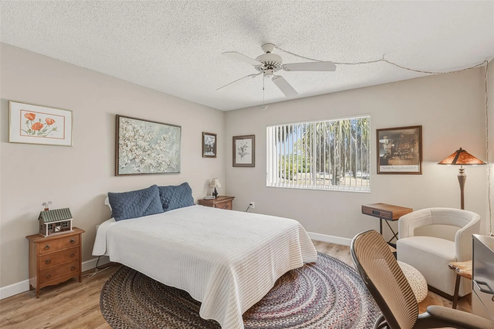 1520 Glen Oaks Drive E Sarasota FL 34232