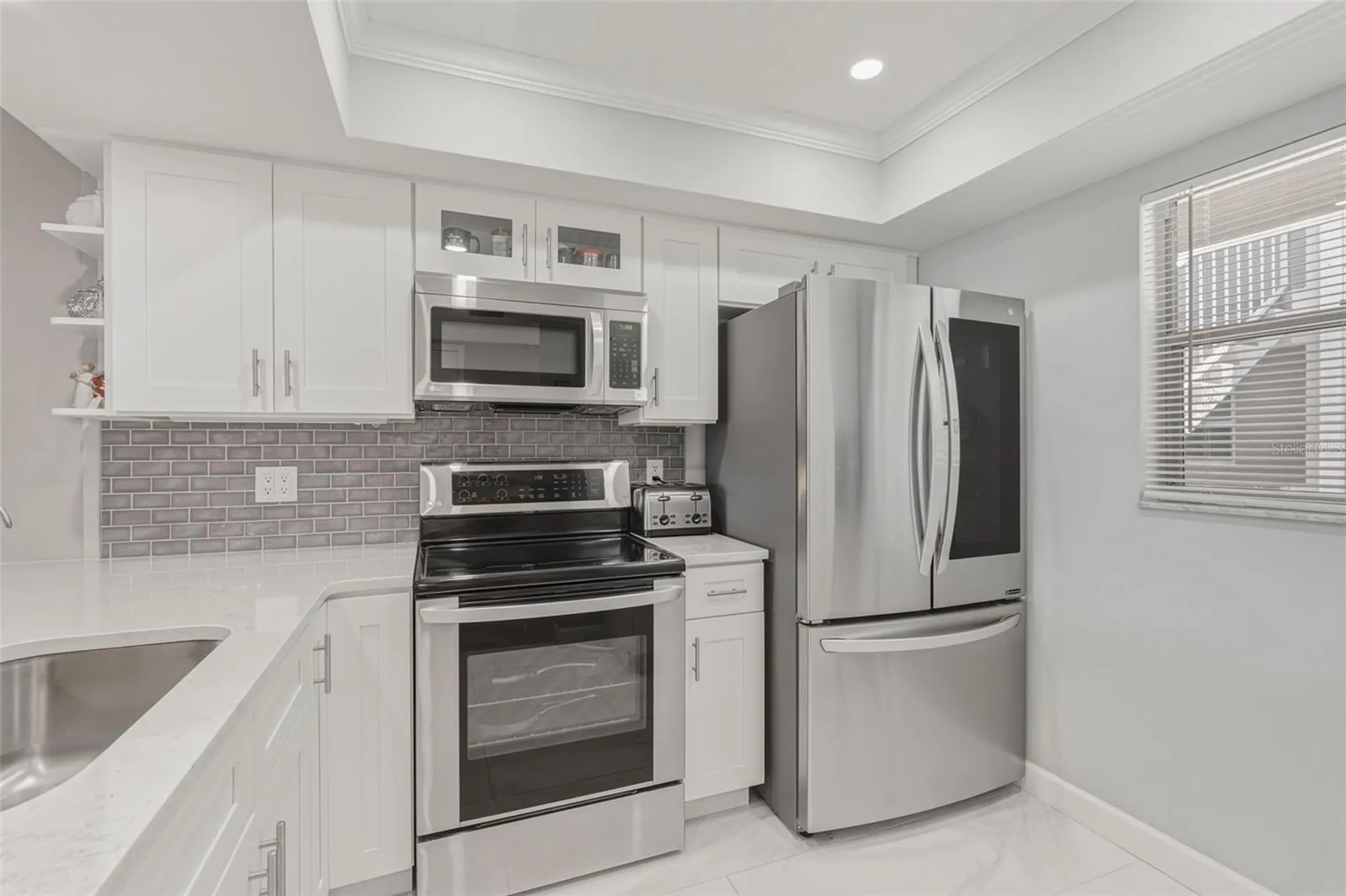 1520 Glen Oaks Drive E Sarasota FL 34232