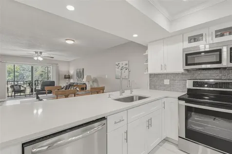 1520 Glen Oaks Drive E Sarasota FL 34232