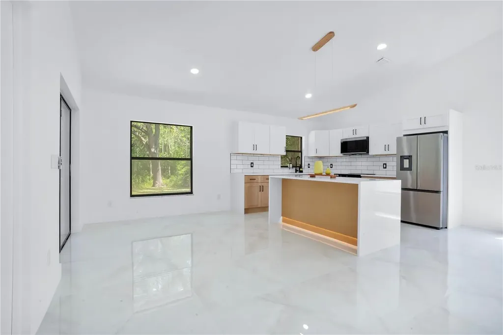 11230 Elmfield Drive Tampa FL 33625