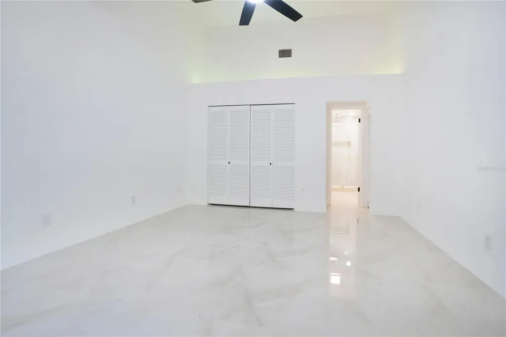 11230 Elmfield Drive Tampa FL 33625