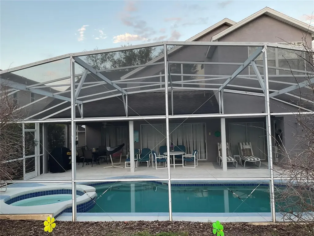 329 Windsor Pi Davenport FL 33896