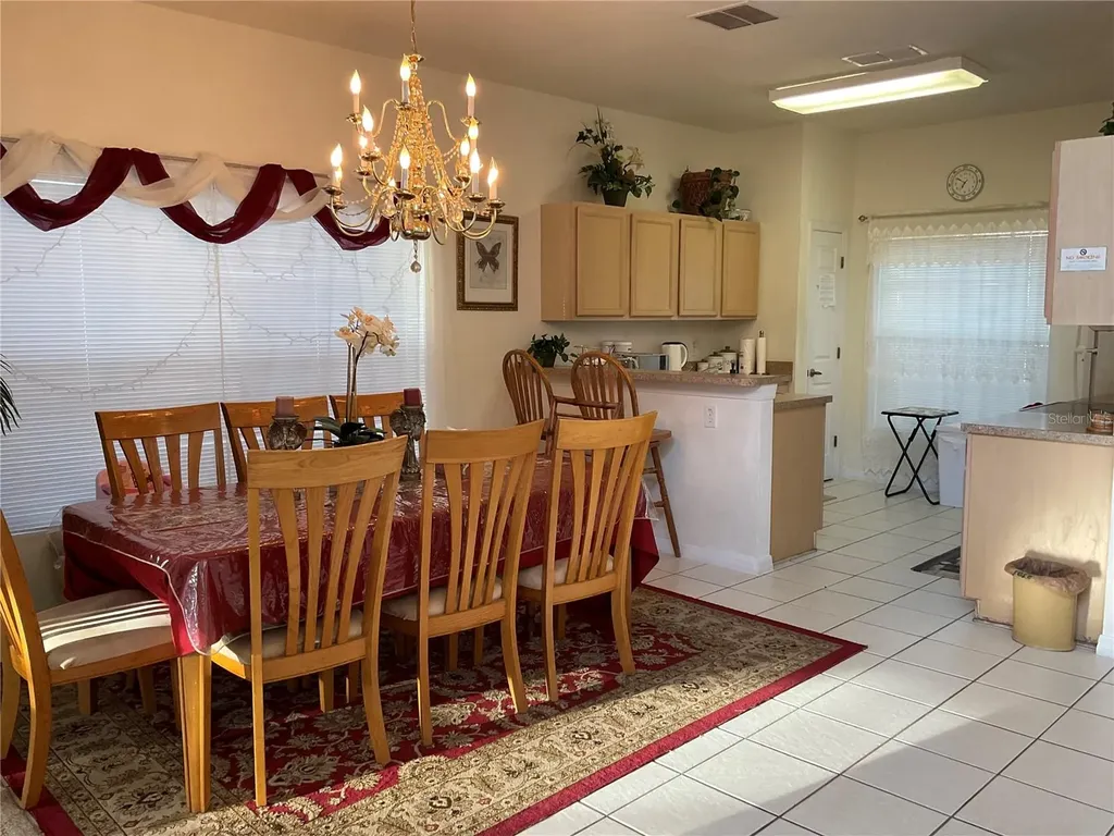 329 Windsor Pi Davenport FL 33896