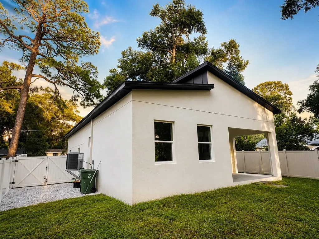 5808 N 16th Street Tampa FL 33610