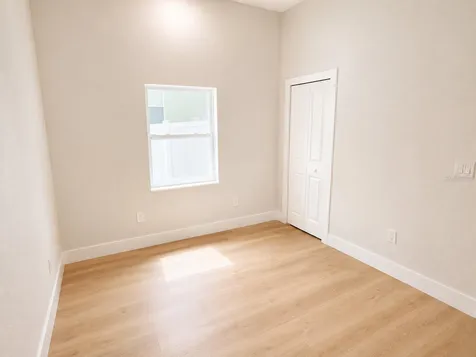 5808 N 16th Street Tampa FL 33610