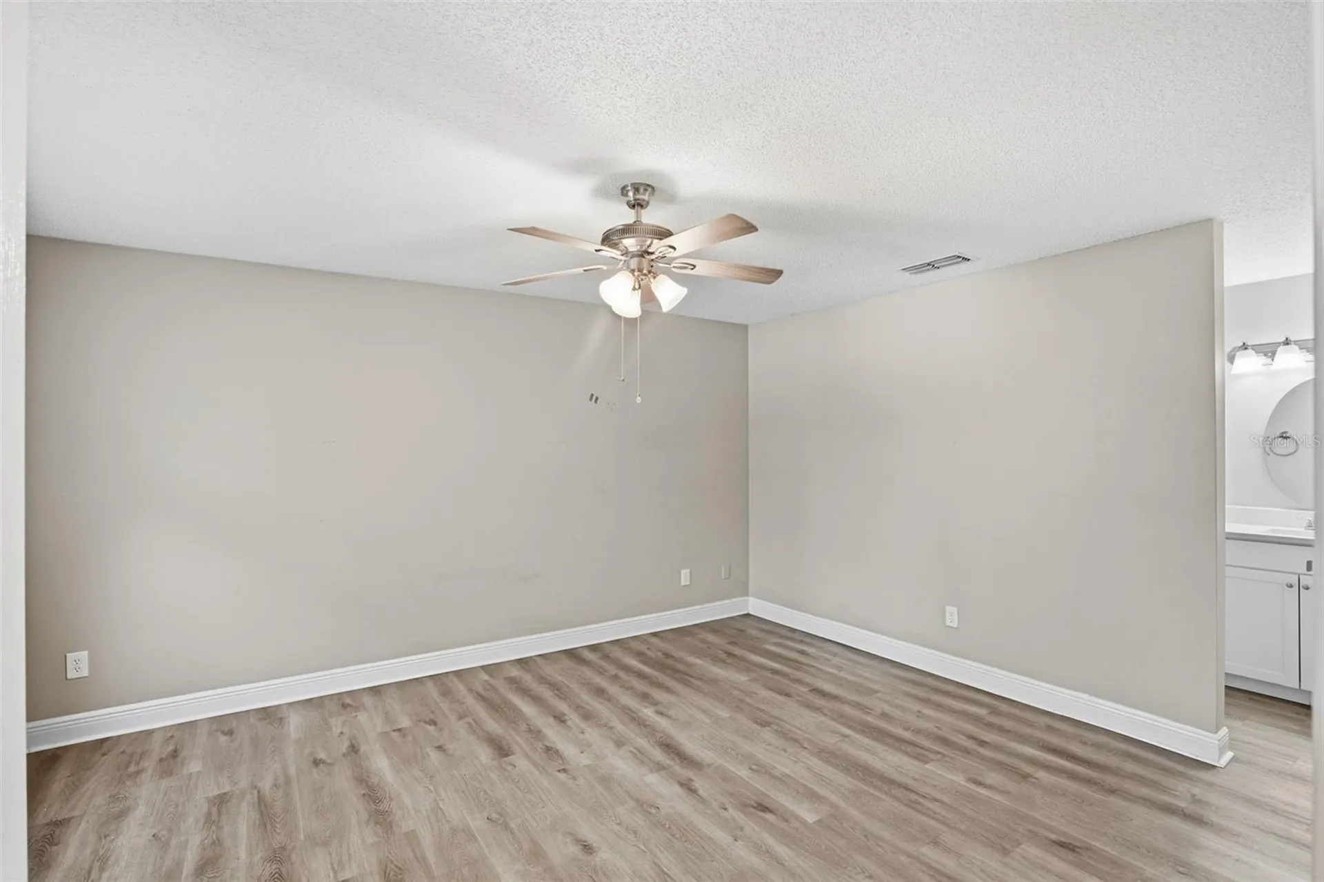 1785 Summit Chase Avenue Apopka FL 32703