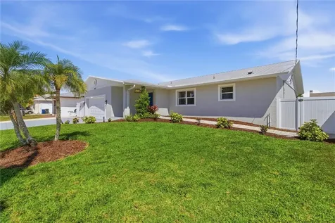4219 2nd Avenue NE Bradenton FL 34208