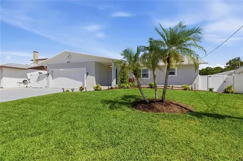 4219 2nd Avenue NE Bradenton FL 34208