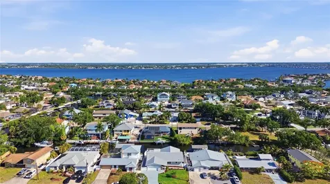 4219 2nd Avenue NE Bradenton FL 34208