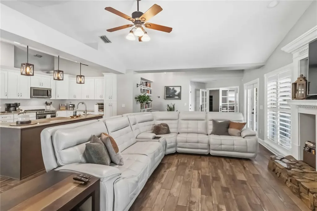28424 Deedra Drive Wesley Chapel FL 33544