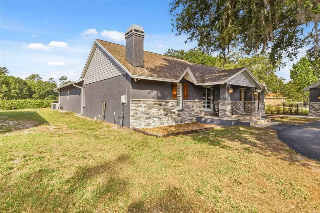 28424 Deedra Drive Wesley Chapel FL 33544