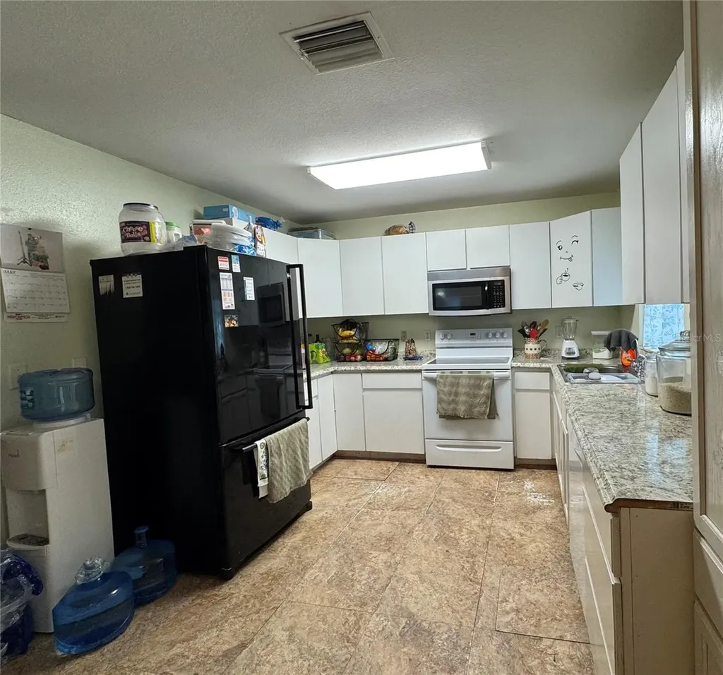 12309 Cambridge Avenue Tampa FL 33624