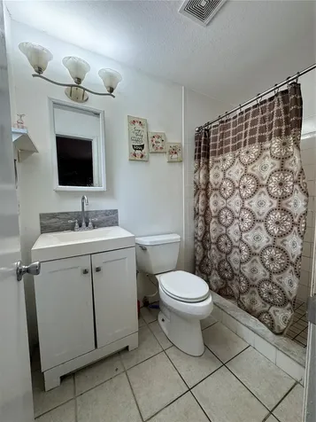 12309 Cambridge Avenue Tampa FL 33624