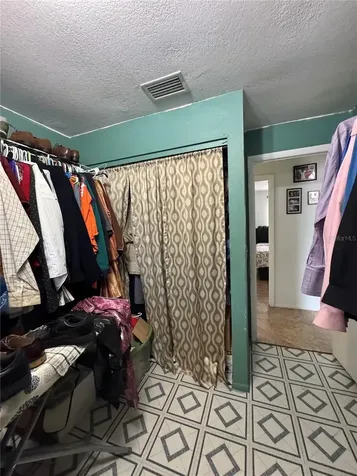 12309 Cambridge Avenue Tampa FL 33624