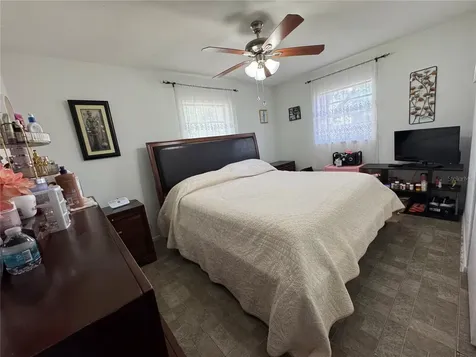 12309 Cambridge Avenue Tampa FL 33624