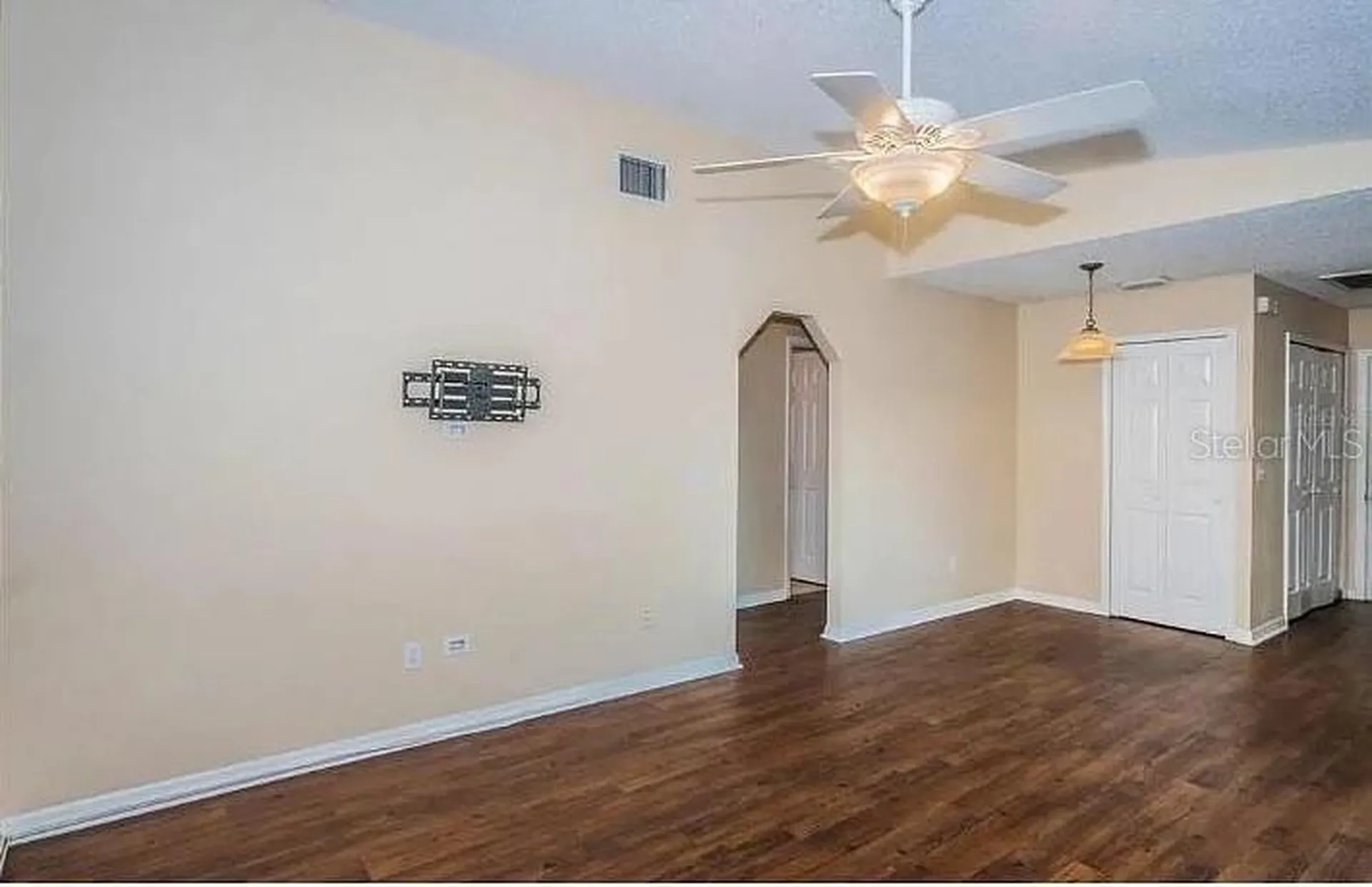 557 Rapid Falls Drive Brandon FL 33511
