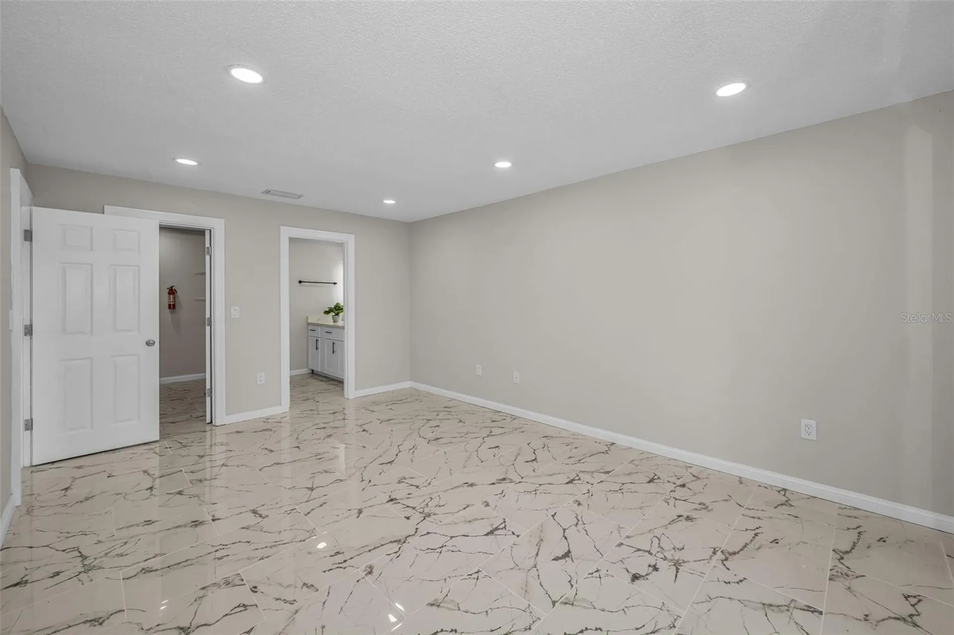 100 Bluff View Drive Belleair Bluffs FL 33770