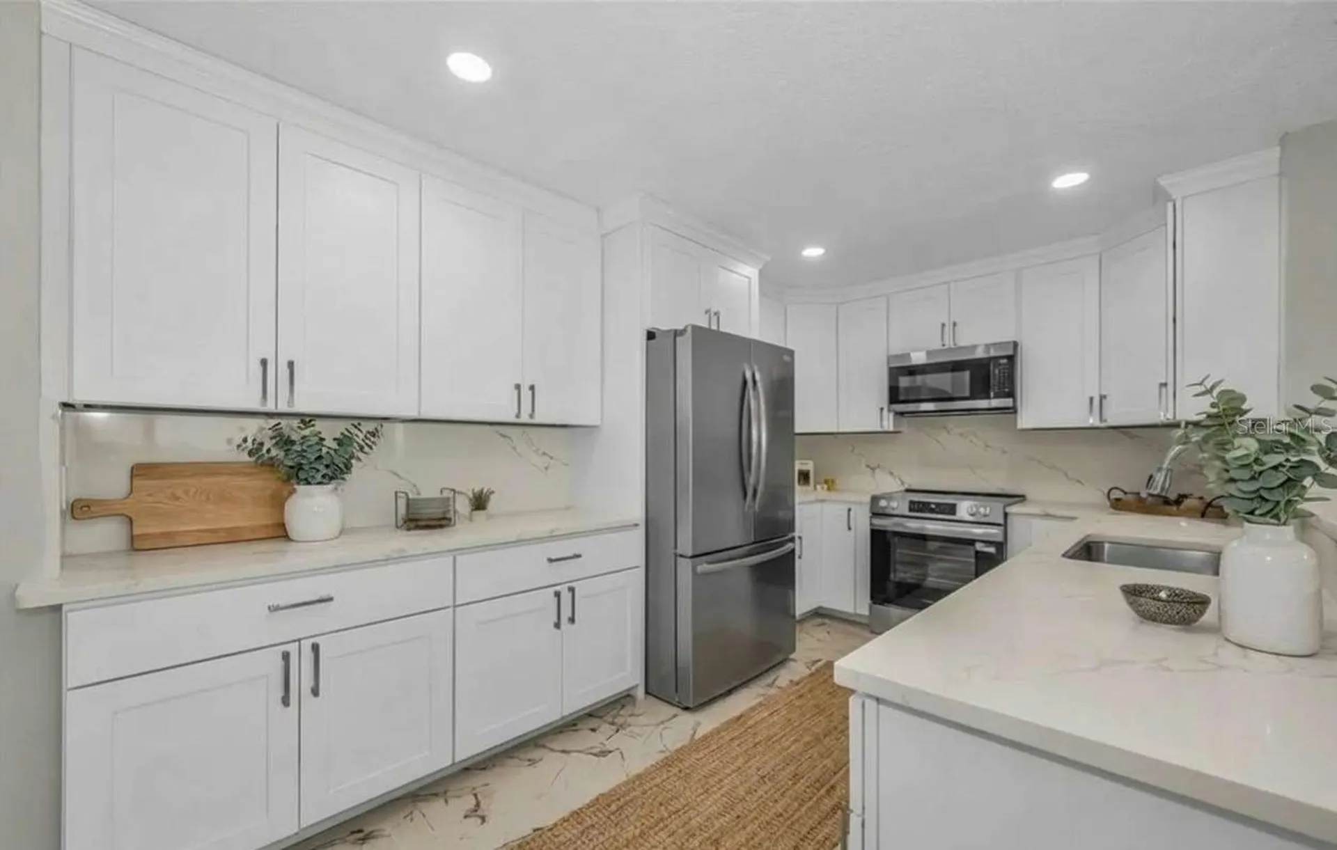 100 Bluff View Drive Belleair Bluffs FL 33770