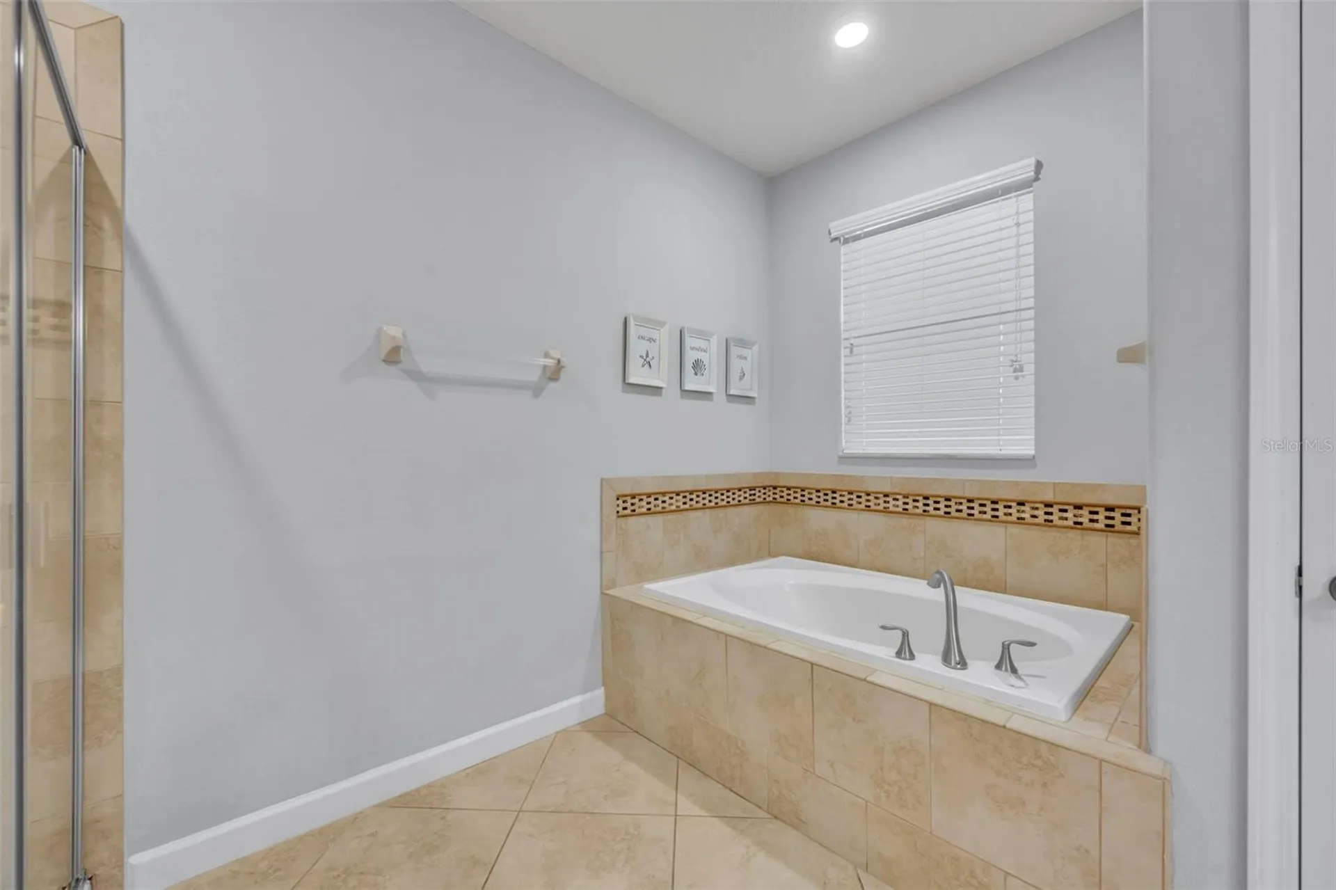 1435 Rolling Fairway Drive Davenport FL 33896