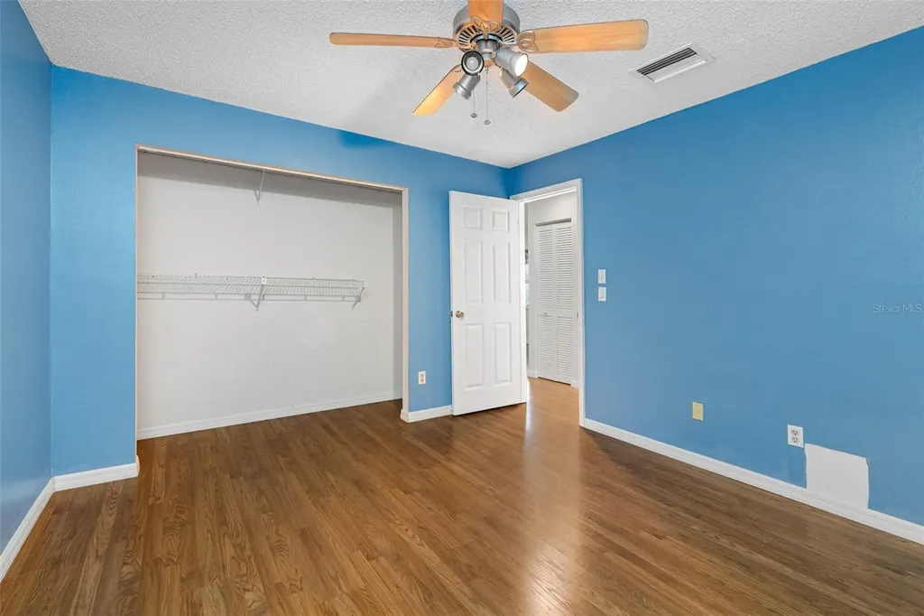 2334 Knoll Avenue S Palm Harbor FL 34683
