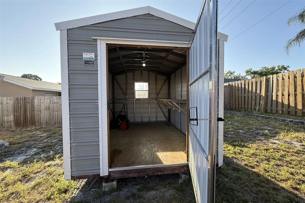 2334 Knoll Avenue S Palm Harbor FL 34683