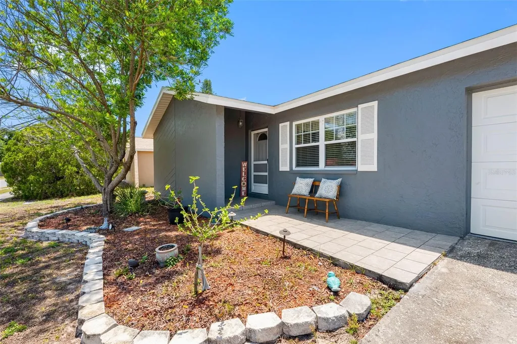 2334 Knoll Avenue S Palm Harbor FL 34683
